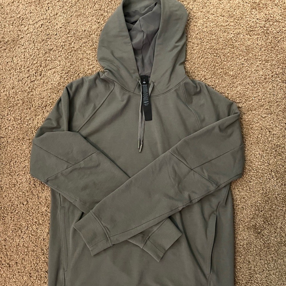 Lululemon Smooth-Spacer Sweatshirt